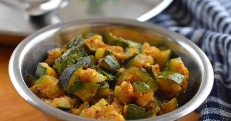 Indian style stirfried zucchini / Zucchini sabji / Zucchini curry