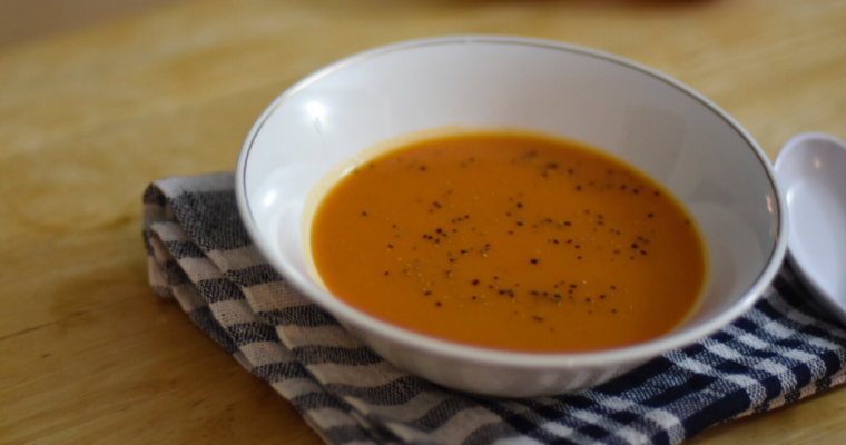 Classic Tomato soup / One pot quick and easy tomato soup